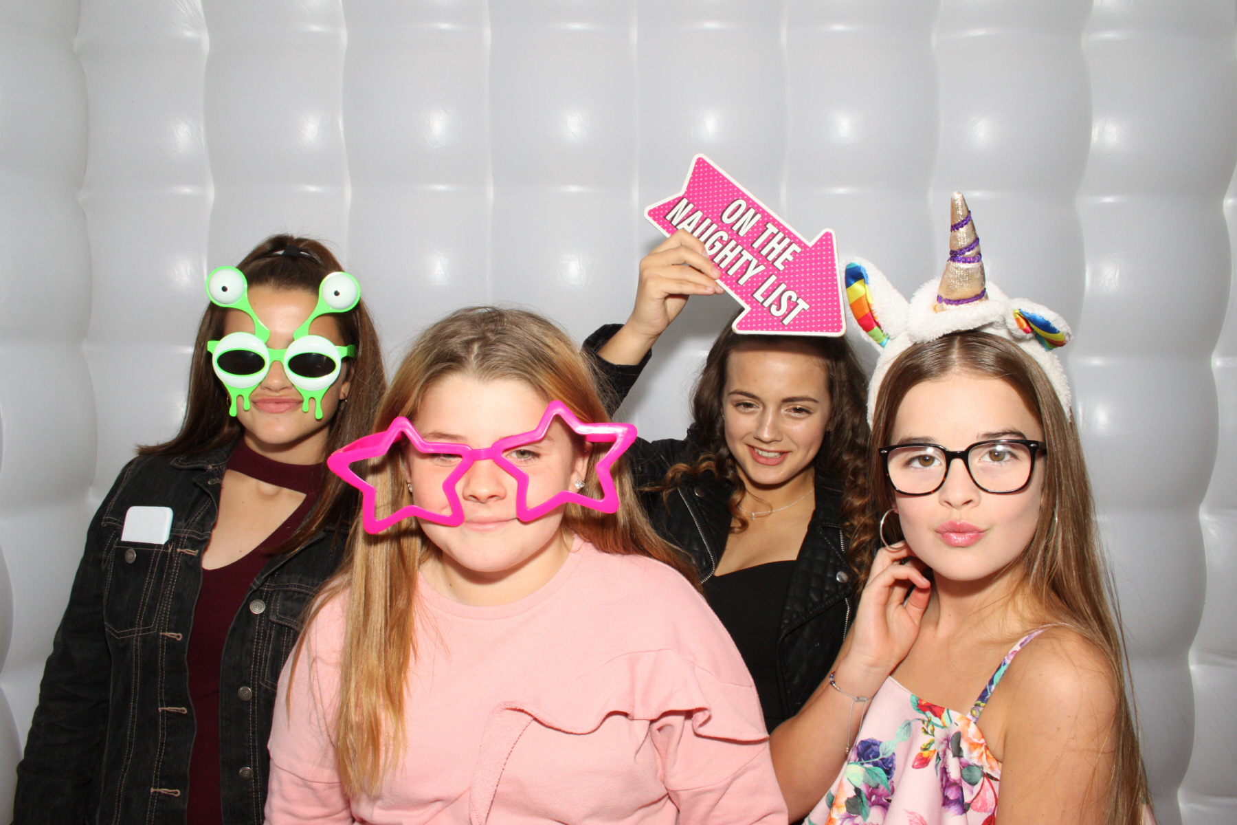 Freya’s 13th party  | View more photos from the event at gallery.yourboothskent.co.uk/u/Your-Booths-Kent/Freya’s-13th-party